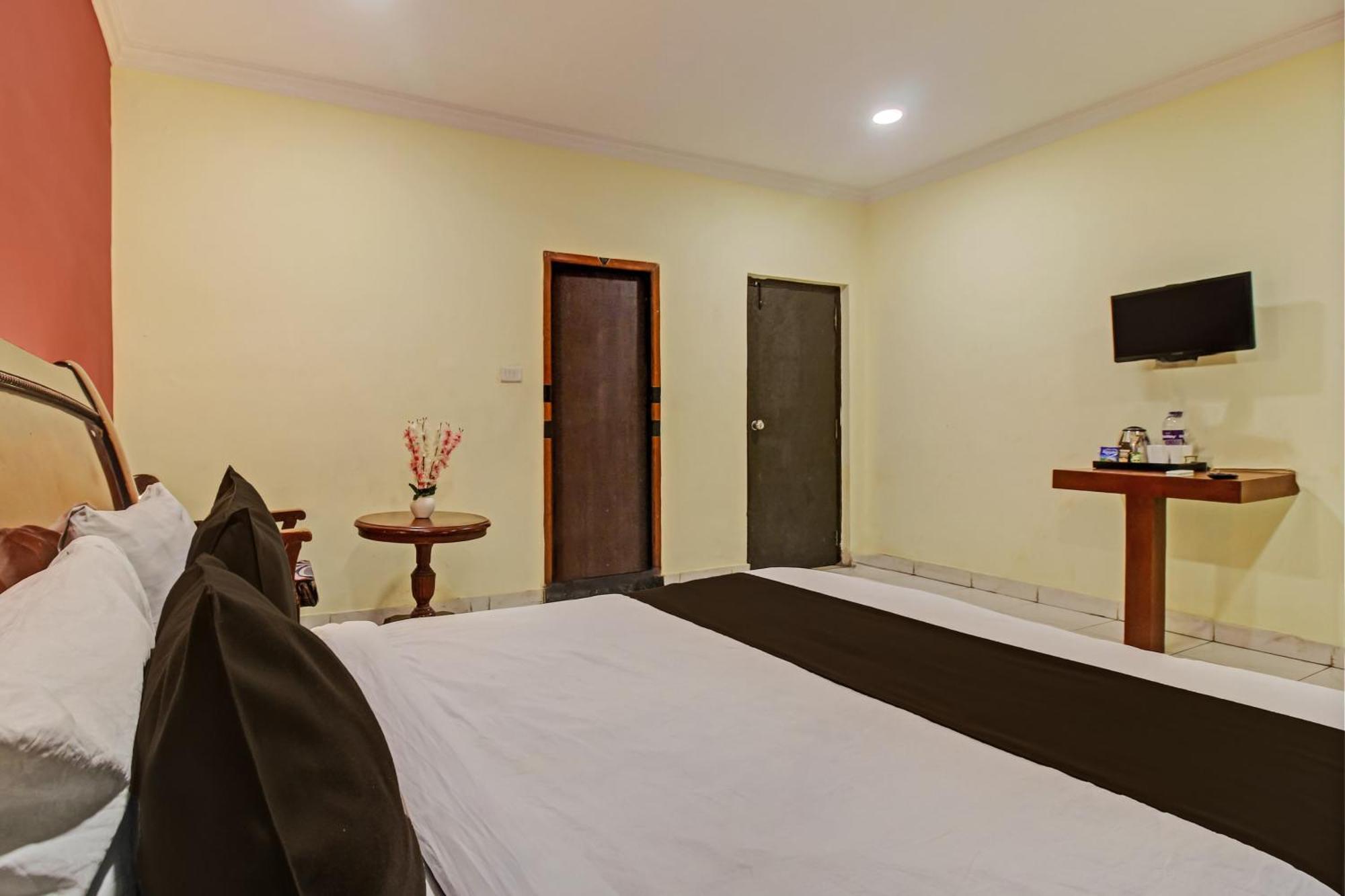 Hotel Ruma Hyderabad Exterior foto